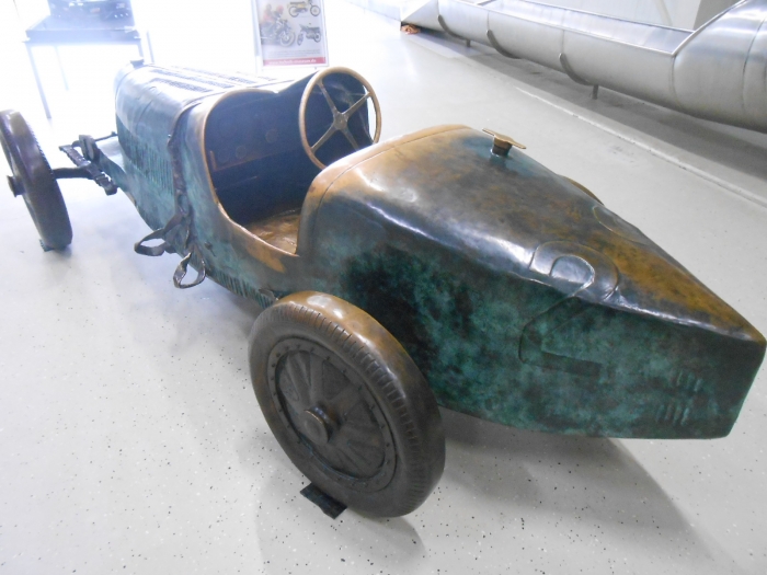 THE CRANKCASE.COM -